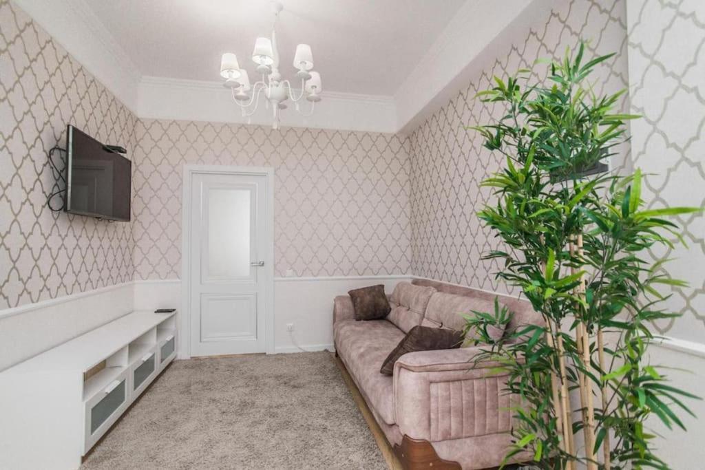 Grand Excelent New Ultra Central Apartments Chişinău Eksteriør billede