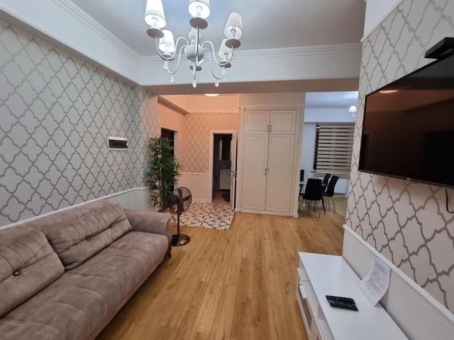 Grand Excelent New Ultra Central Apartments Chişinău Eksteriør billede