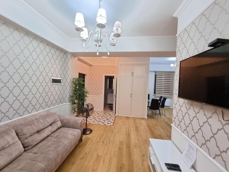 Grand Excelent New Ultra Central Apartments Chişinău Eksteriør billede