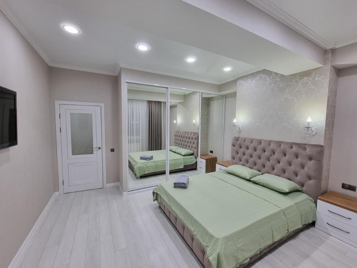 Grand Excelent New Ultra Central Apartments Chişinău Eksteriør billede