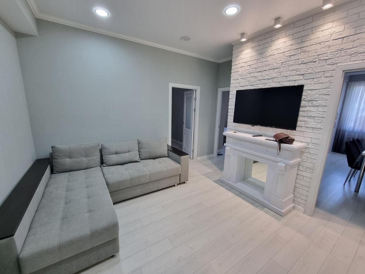Grand Excelent New Ultra Central Apartments Chişinău Eksteriør billede